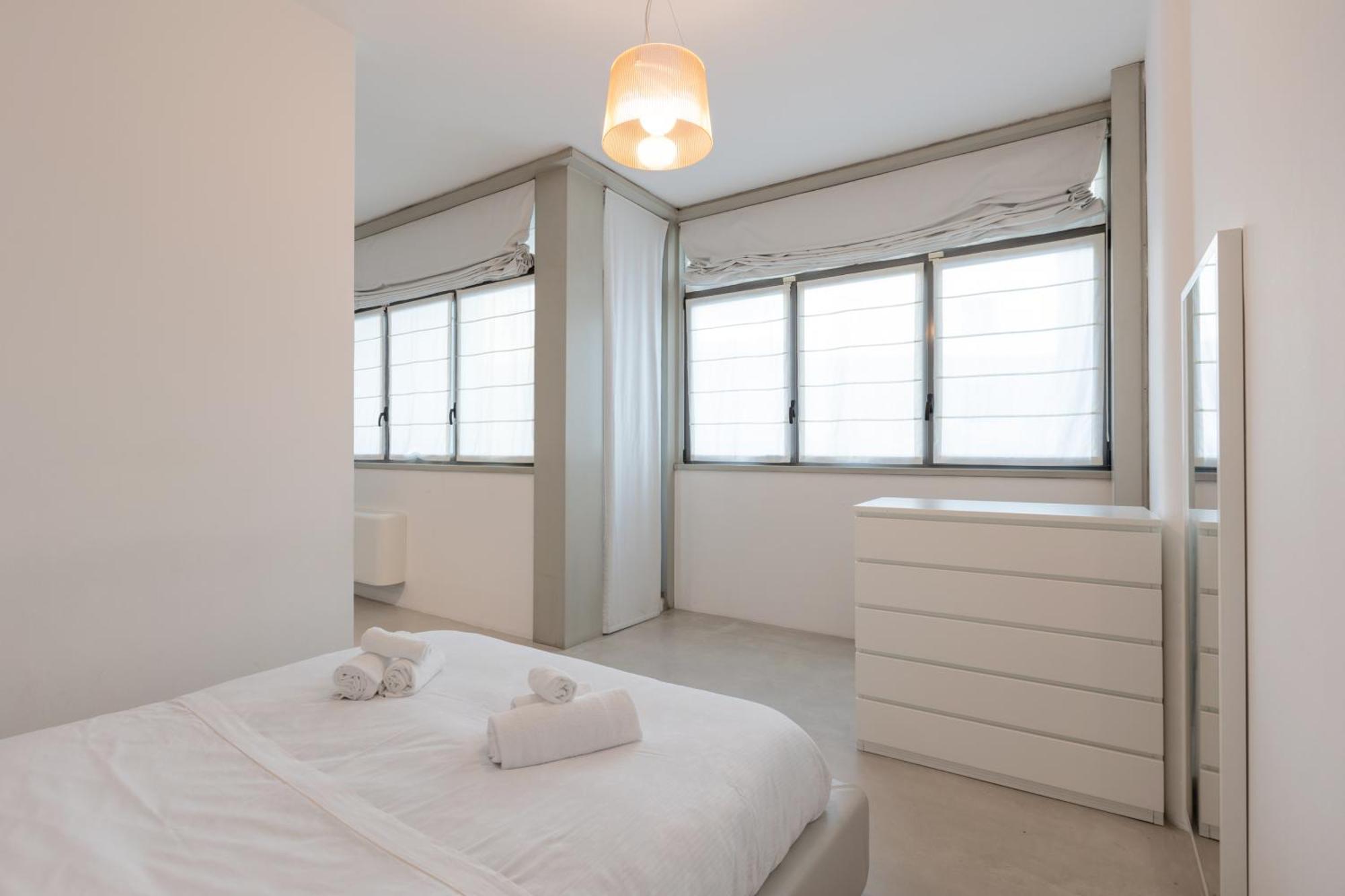 Ampio Bilocale Repubblica - Mirable Pm Apartment Milano Exterior foto